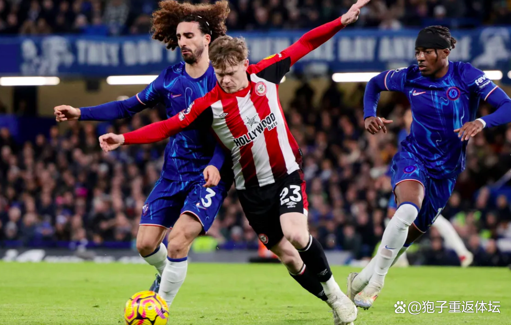 曼联苦战英超劲旅,备战欧冠比赛舞台的简单介绍 曼联苦战英超劲旅,备战欧冠比赛舞台的简单介绍