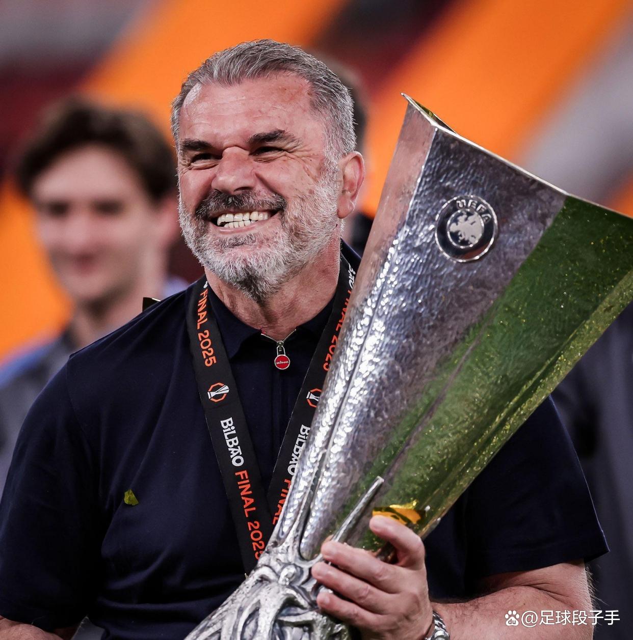 关于波兰运动员一路领先，斩获佳绩的信息