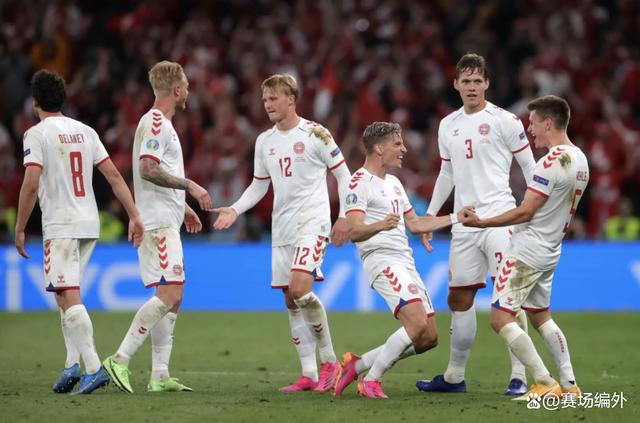 波兰横扫乌克兰，实现欧预赛四强之路的简单介绍